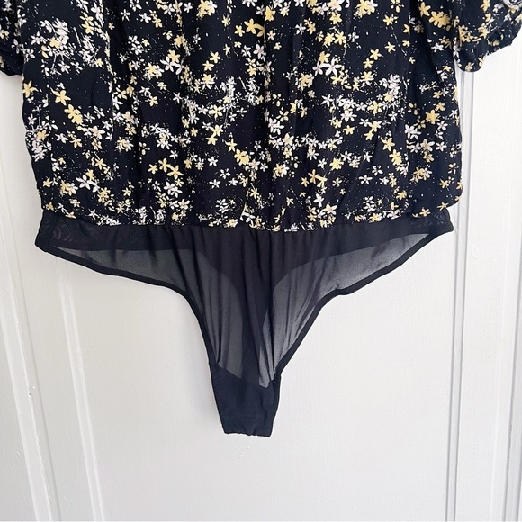 Free People • Dessa Bodysuit blouse black floral pleated yellow white flowers - Picture 10 of 16